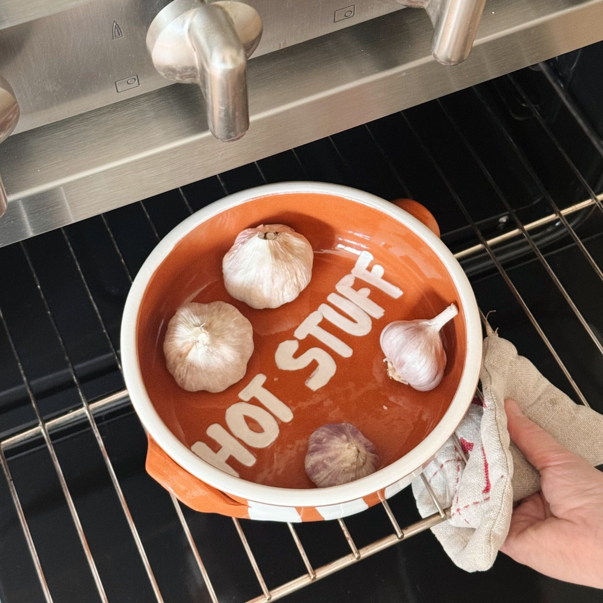 Ellis Serving Plate 'Hot Stuff'