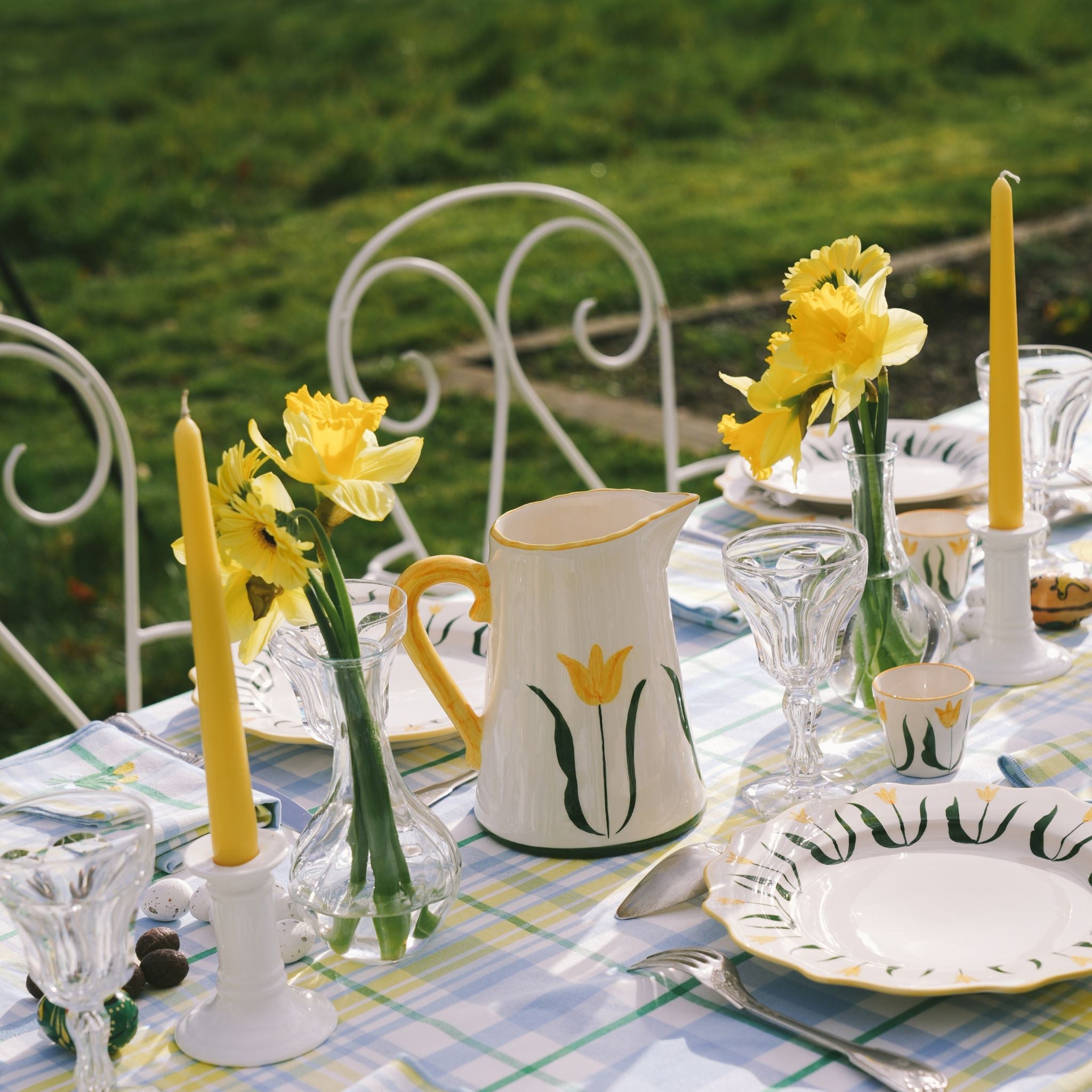 Fan Fan Flower Pitcher